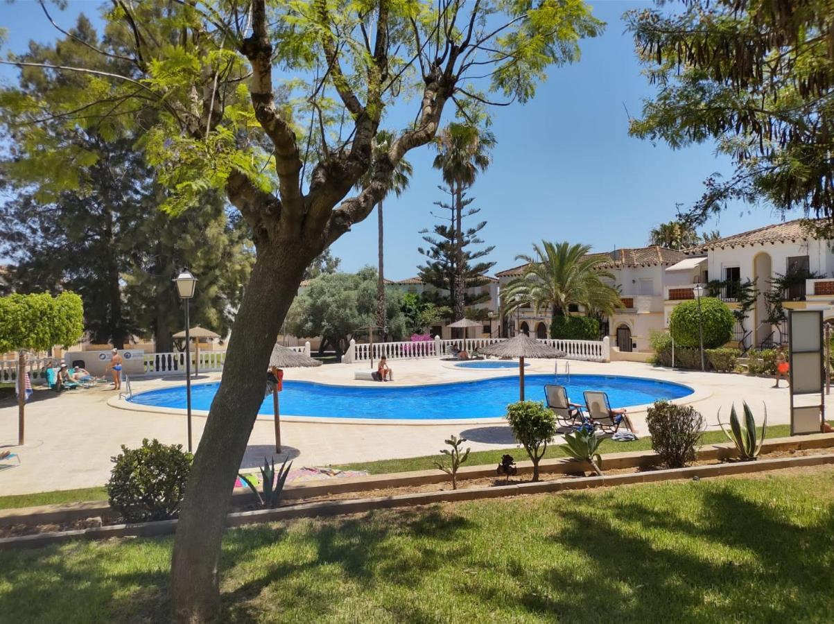 El Mirador, Villamartin, Cot To Hire, Wifi, Pool, Parking Dış mekan fotoğraf